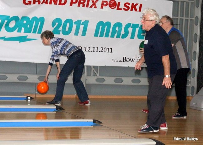 Turniej bowlingu UTW w Lesznie (zdjęcia)