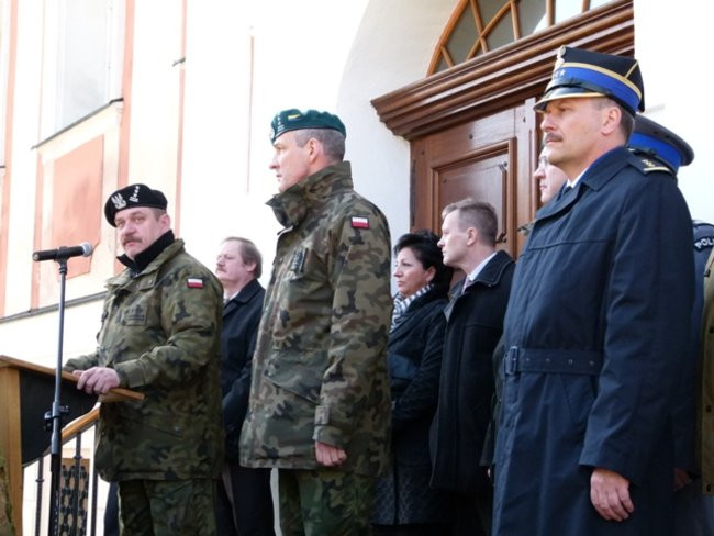 Proporzec dla I Dywizjonu (zdjęcia)