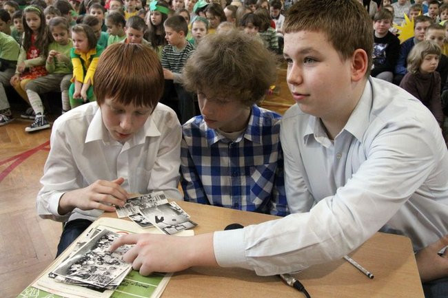 Jak to było, gdy chodzili do szkoły (zdjęcia)