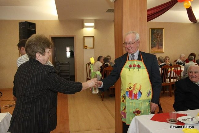 Seniorzy powitali wiosnę (zdjęcia)