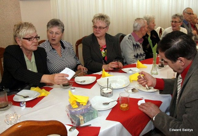 Seniorzy powitali wiosnę (zdjęcia)