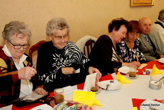Seniorzy powitali wiosnę (zdjęcia)
