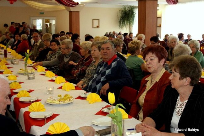 Seniorzy powitali wiosnę (zdjęcia)