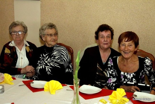 Seniorzy powitali wiosnę (zdjęcia)