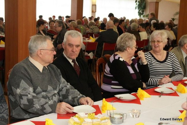 Seniorzy powitali wiosnę (zdjęcia)