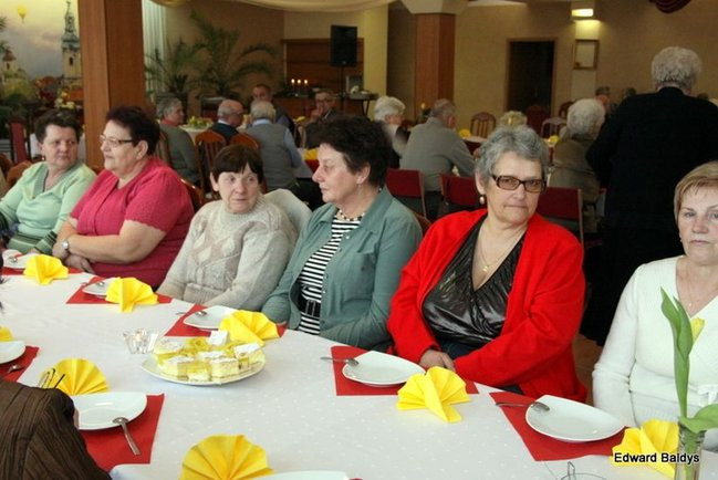 Seniorzy powitali wiosnę (zdjęcia)