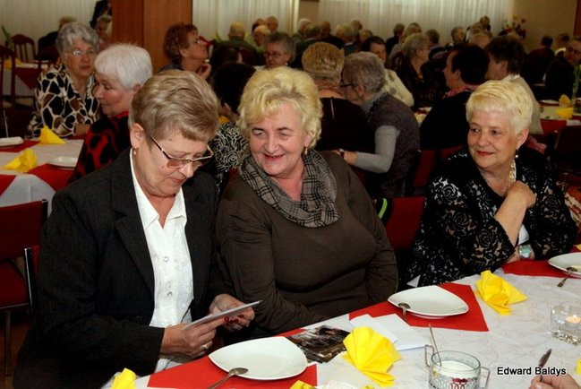 Seniorzy powitali wiosnę (zdjęcia)