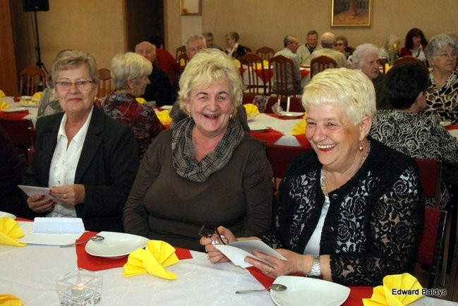 Seniorzy powitali wiosnę (zdjęcia)