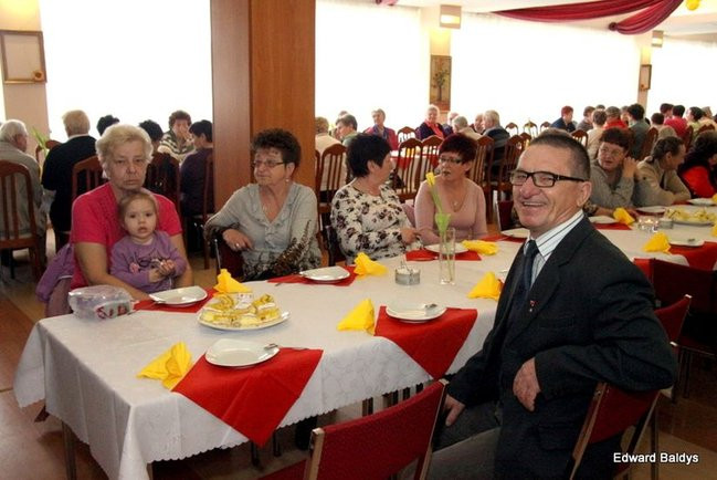 Seniorzy powitali wiosnę (zdjęcia)