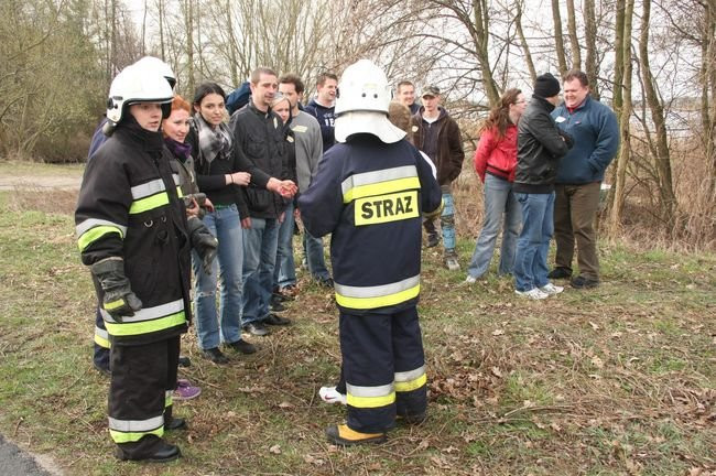 Strażacy z dziewięciu powiatów ćwiczyli pod Wojnowicami (dźwięk, zdjęcia i wideo)