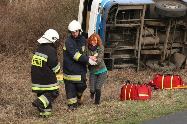 Strażacy z dziewięciu powiatów ćwiczyli pod Wojnowicami (dźwięk, zdjęcia i wideo)