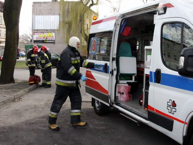 Przy CKiS podpalił się człowiek (wideo i zdjęcia)