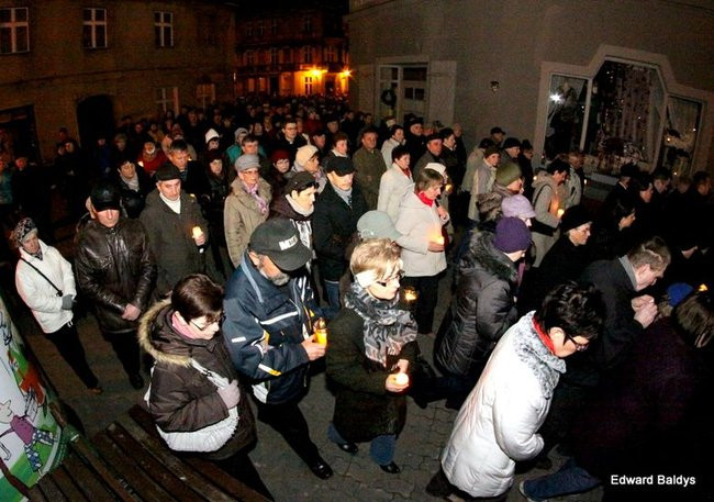 Droga Krzyżowa w Lesznie (zdjęcia)