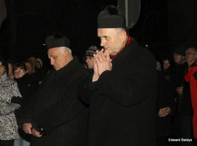 Droga Krzyżowa w Lesznie (zdjęcia)