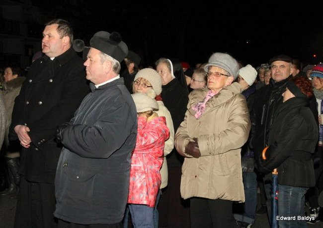 Droga Krzyżowa w Lesznie (zdjęcia)