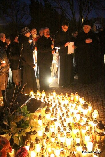 Droga Krzyżowa w Lesznie (zdjęcia)