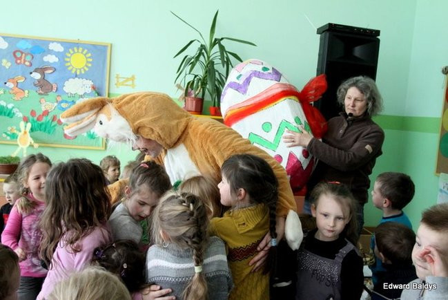 Zajączek zawitał do Świerczyny (zdjęcia)