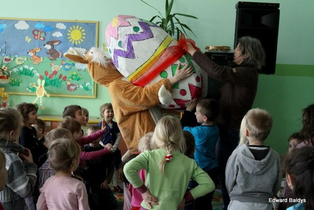 Zajączek zawitał do Świerczyny (zdjęcia)