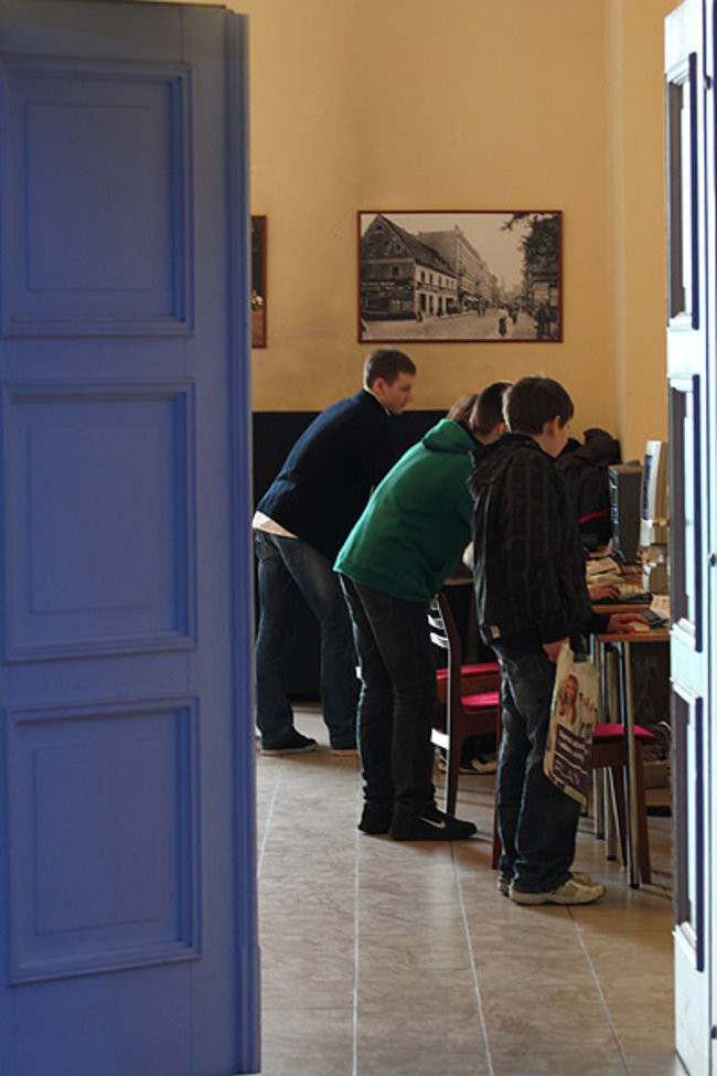 Poznają nowe technologie (zdjęcia/video)