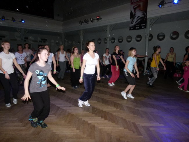 Maraton zumby w MOK-u (zdjęcia, film)