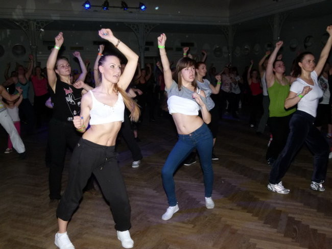 Maraton zumby w MOK-u (zdjęcia, film)