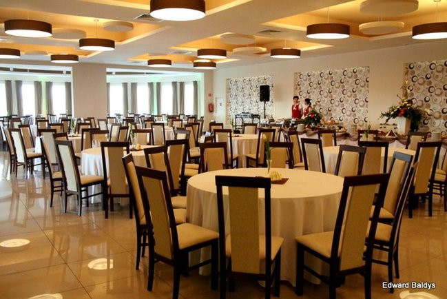 Centrum bankietowe otwarte (zdjęcia)