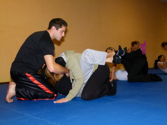 Bezwzględne dla napastnika (zdjęcia i wideo)