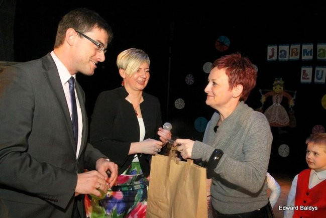 Przedszkolaki na ludowo (zdjęcia)