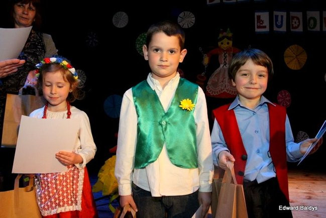 Przedszkolaki na ludowo (zdjęcia)