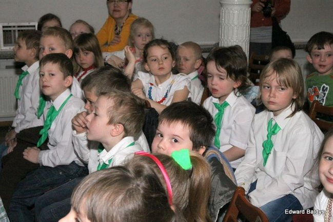 Przedszkolaki na ludowo (zdjęcia)