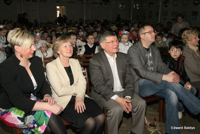 Przedszkolaki na ludowo (zdjęcia)