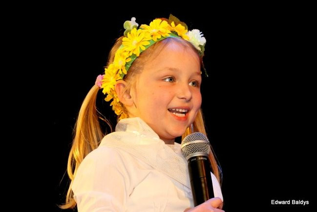 Przedszkolaki na ludowo (zdjęcia)