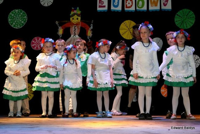 Przedszkolaki na ludowo (zdjęcia)