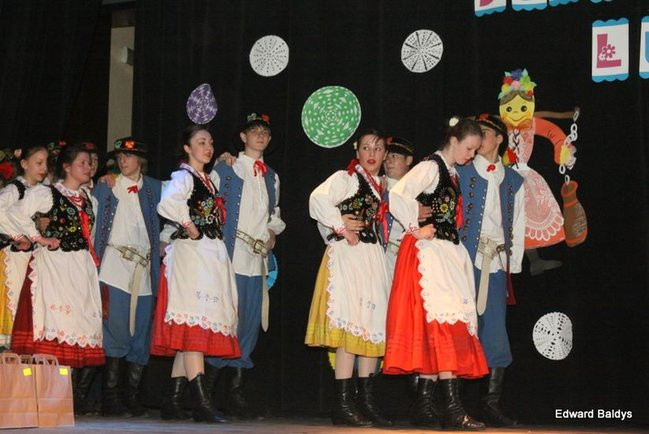 Przedszkolaki na ludowo (zdjęcia)