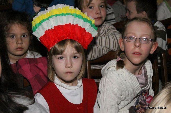 Przedszkolaki na ludowo (zdjęcia)