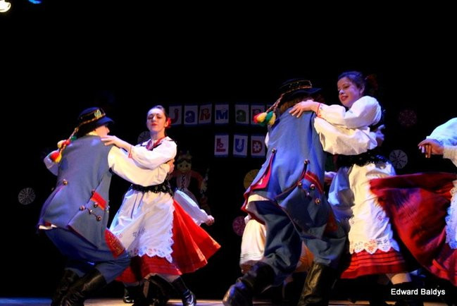 Przedszkolaki na ludowo (zdjęcia)