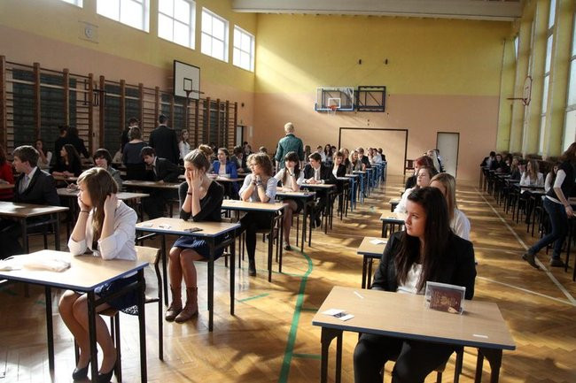 Gimnazjaliści rozpoczęli egzaminy (zdjęcia)