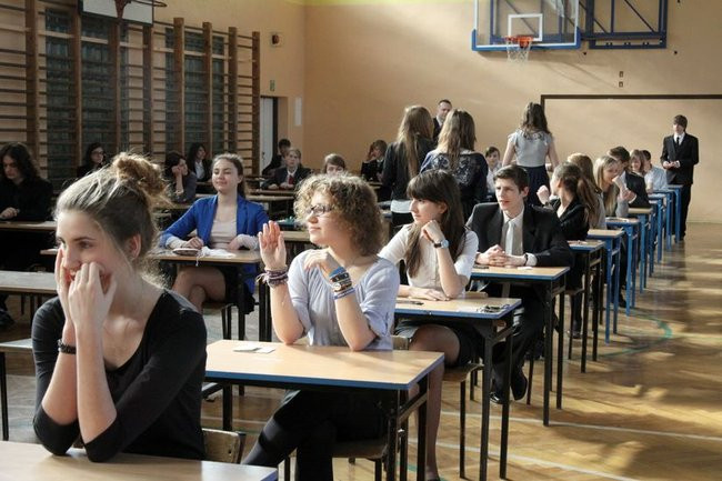 Gimnazjaliści rozpoczęli egzaminy (zdjęcia)