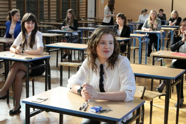 Gimnazjaliści rozpoczęli egzaminy (zdjęcia)