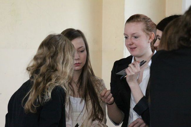 Gimnazjaliści rozpoczęli egzaminy (zdjęcia)