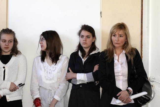 Gimnazjaliści rozpoczęli egzaminy (zdjęcia)