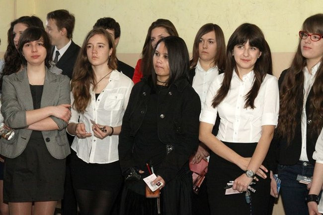 Gimnazjaliści rozpoczęli egzaminy (zdjęcia)