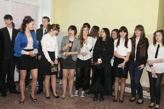 Gimnazjaliści rozpoczęli egzaminy (zdjęcia)