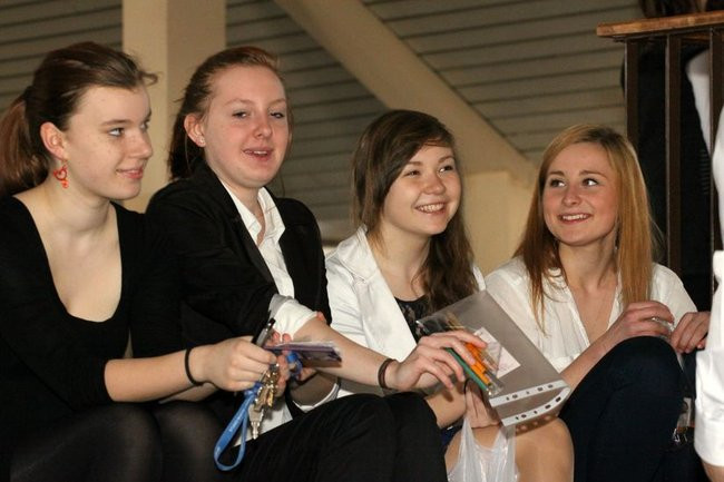 Gimnazjaliści rozpoczęli egzaminy (zdjęcia)