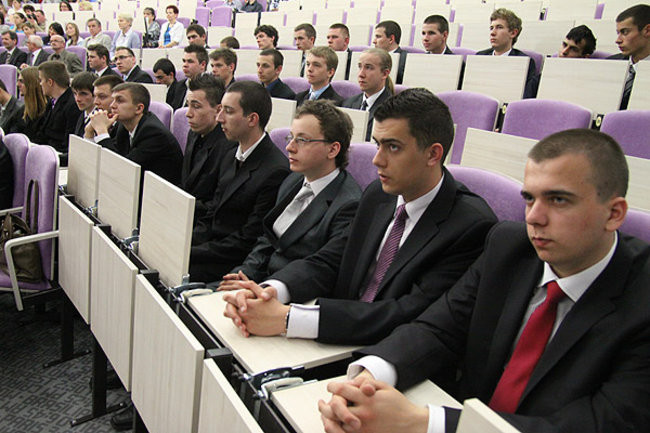 Uczniowie kolejówki czekają na maturę (zdjęcia)