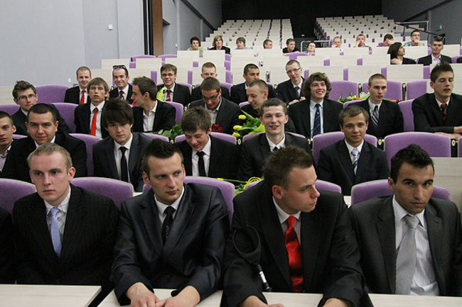 Uczniowie kolejówki czekają na maturę (zdjęcia)