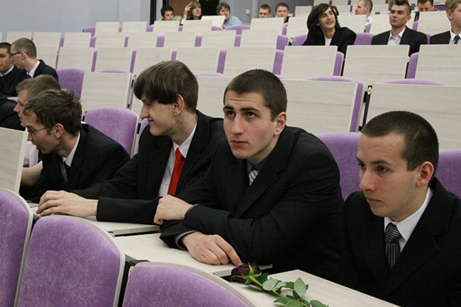 Uczniowie kolejówki czekają na maturę (zdjęcia)