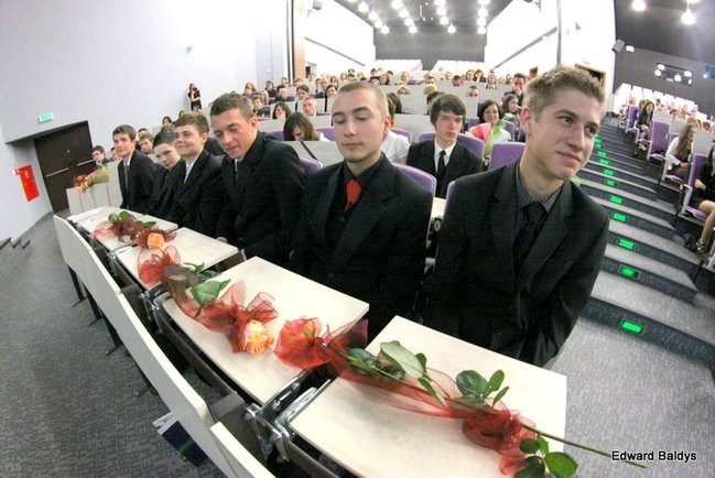 Uroczyste zakończenie nauki absolwentów IV LO