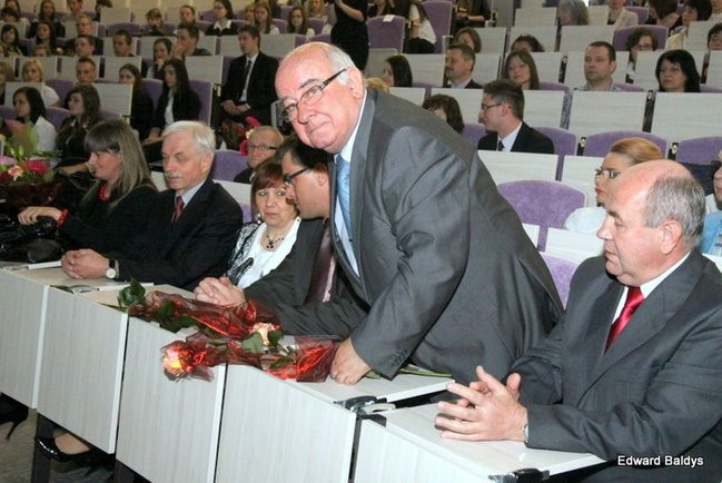 Uroczyste zakończenie nauki absolwentów IV LO