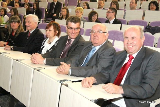 Uroczyste zakończenie nauki absolwentów IV LO